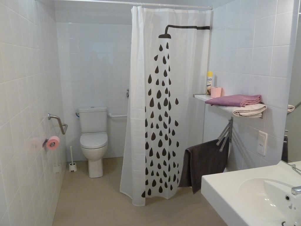 Gite Des Monges Sisteron Habitación foto