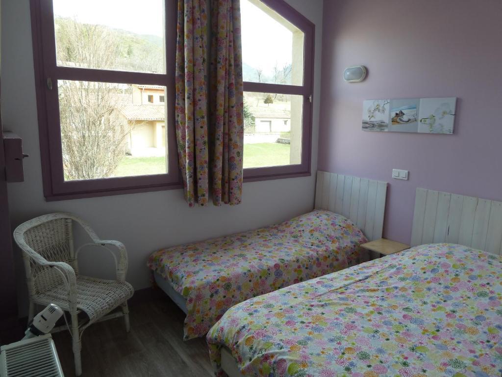 Gite Des Monges Sisteron Habitación foto